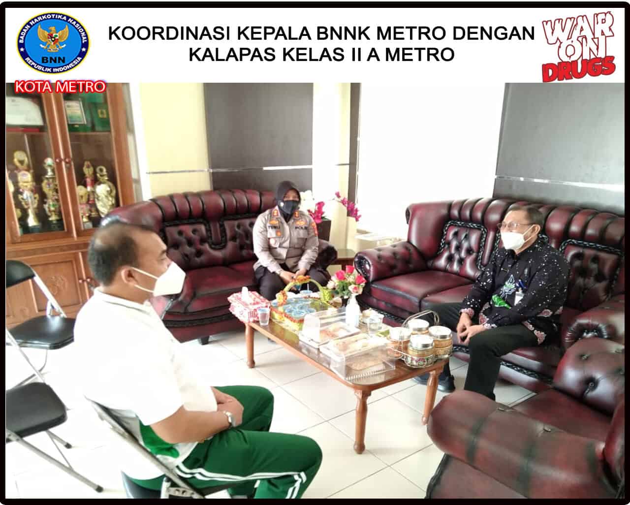 Kepala BNN Kota Metro Melakukan Koordinasi dengan Kalapas Kelas II A Metro Konsep Otomatis