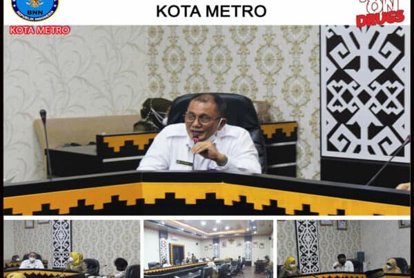 RAPAT TIM TERPADU P4GN DI KOTA METRO RAPAT TIM TERPADU P4GN DI KOTA METRO