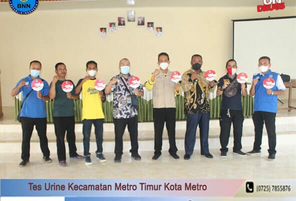 BNN Kota Metro Melakukan Test Urine Di Lingkungan Kecamatan Metro Timur Kota Metro