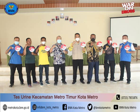 BNN Kota Metro Melakukan Test Urine Di Lingkungan Kecamatan Metro Timur Kota Metro BNN Kota Metro Melakukan Test Urine Di Lingkungan Kecamatan Metro Timur Kota Metro