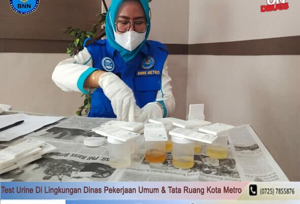 BNN Kota Metro Melakukan Test Urine Di Lingkungan Dinas Pekerjaan Umum dan Tata Ruang Kota Metro BNN Kota Metro Melakukan Test Urine Di Lingkungan Dinas Pekerjaan Umum dan Tata Ruang Kota Metro