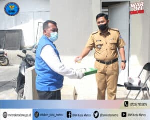 BNN Kota Metro Melakukan Test Urine Di Lingkungan Dinas Permukiman dan Kawasan Perumahan Kota Metro
