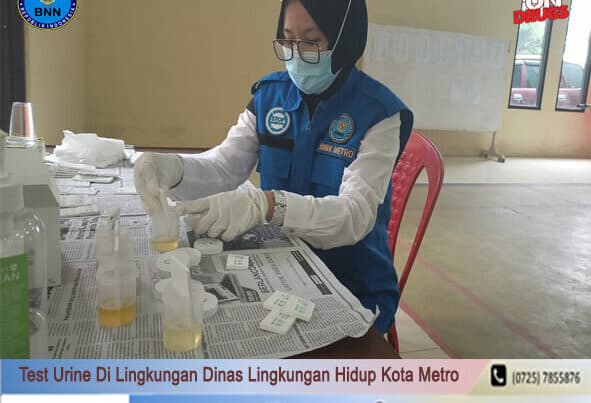 BNN Kota Metro Melakukan Test Urine Di Lingkungan Dinas Lingkungan Hidup Kota Metro