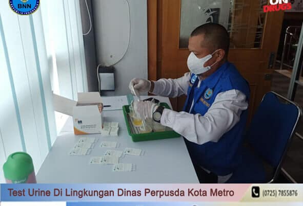 BNN Kota Metro Melakukan Test Urine Di Lingkungan Dinas Perpustakaan dan Kearsipan Daerah Kota Metro Konsep Otomatis