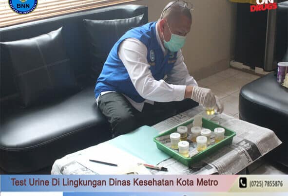 BNN Kota Metro Melakukan Test Urine Di Lingkungan Dinas Kesehatan Kota Metro