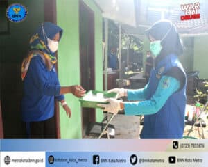 BNN Kota Metro Melakukan Test Urine Di Lingkungan Dinas Ketahanan Pangan, Pertanian, dan Perikanan Kota Metro BNN Kota Metro Melakukan Test Urine Di Lingkungan Dinas Ketahanan Pangan, Pertanian, dan Perikanan Kota Metro