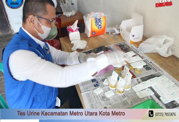 BNN Kota Metro Melakukan Test Urine Di Lingkungan Kecamatan Metro Utara Kota Metro