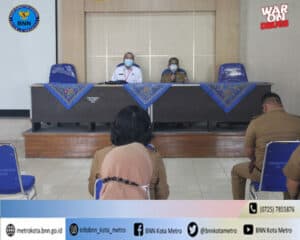 BNN Kota Metro Melakukan Test Urine Di Lingkungan Dinas Pendidikan dan Kebudayaan Kota Metro BNN Kota Metro Melakukan Test Urine Di Lingkungan Dinas Pendidikan dan Kebudayaan Kota Metro